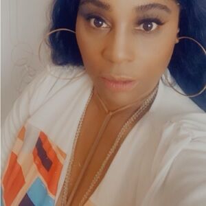 Meet your Posher, Kay